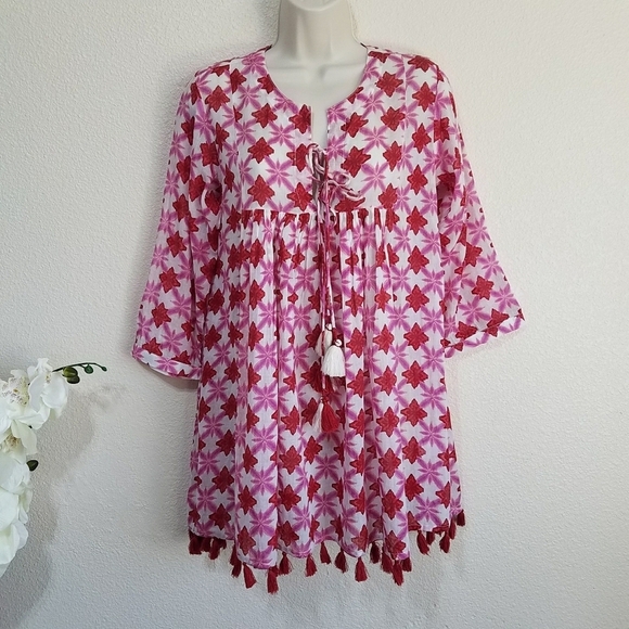 Ro's Garden Seychelles Tunic in Barbados Red - Picture 1 of 8